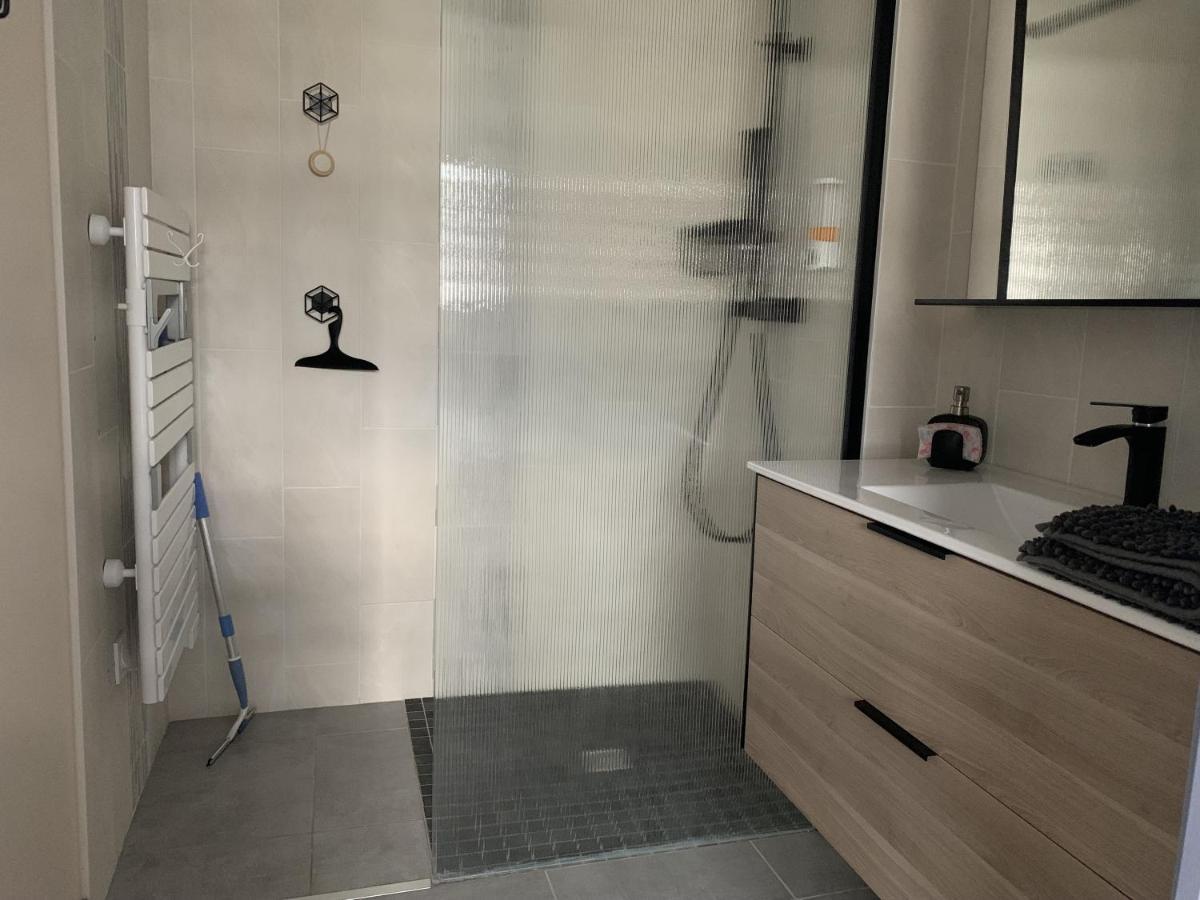 Maison 10 Pers En Bord De Mer Avec Piscine Chauffee Toute L'Annee, Spa Et Hamman Surzur Bagian luar foto